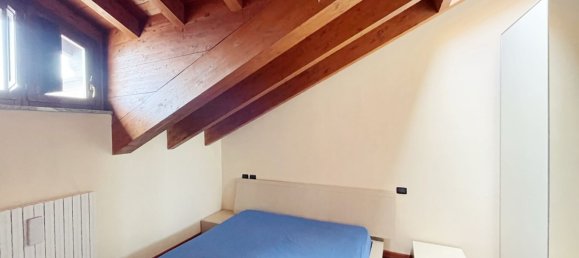 Apartamento de 2 habitaciónes en Pavia, Italy No. 142587 25