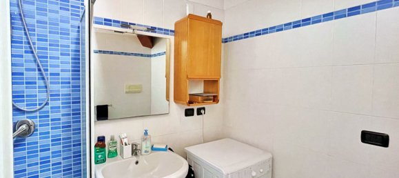 Apartamento de 2 habitaciónes en Pavia, Italy No. 142587 30