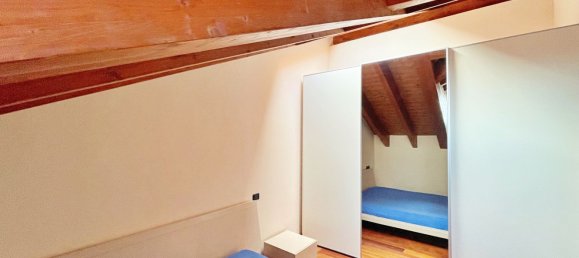 Apartamento de 2 habitaciónes en Pavia, Italy No. 142587 26