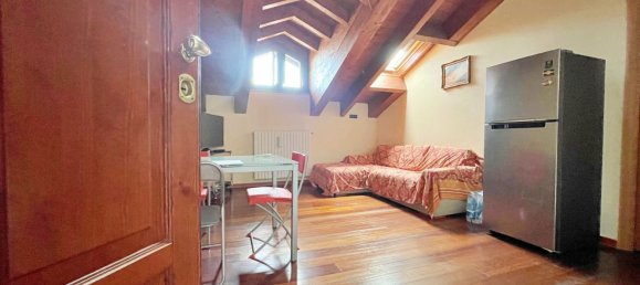 Apartamento de 2 habitaciónes en Pavia, Italy No. 142587 9