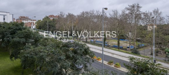 1 bedroom Apartment in Lisbon, Portugal No. 13047 9