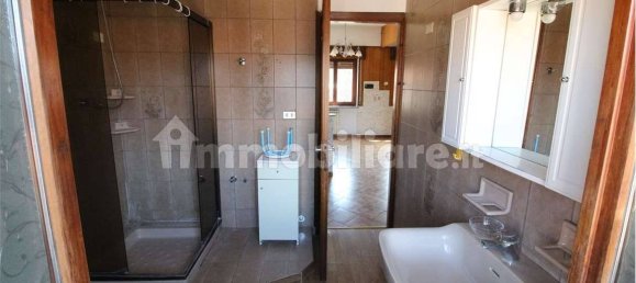 2 Schlafzimmer Wohnung in Madone, Italy, Nr. 83732 10