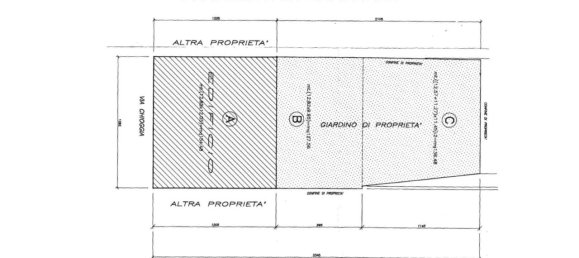 12-Zimmer Haus in Milan, Italy, Nr. 242643 4