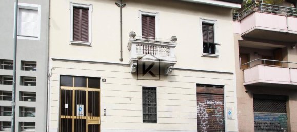 12-Zimmer Haus in Milan, Italy, Nr. 242643 2