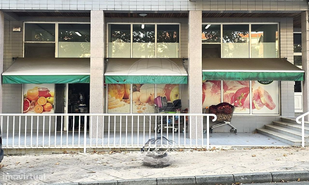 103m² Commercial property in Vila Nova de Famalicao, Portugal No. 248155