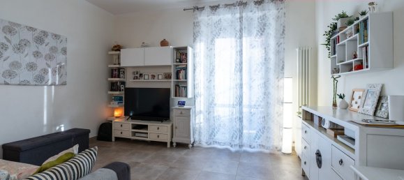 Apartamento T4 em Sesto Fiorentino, Italy N.º 374797 3