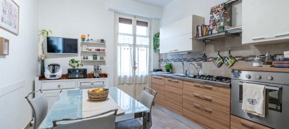 Apartamento T4 em Sesto Fiorentino, Italy N.º 374797 5