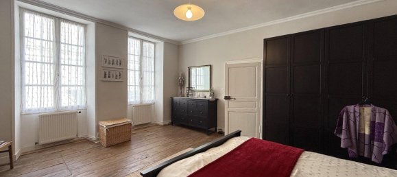 4 bedrooms House in Charente, France No. 361792 12