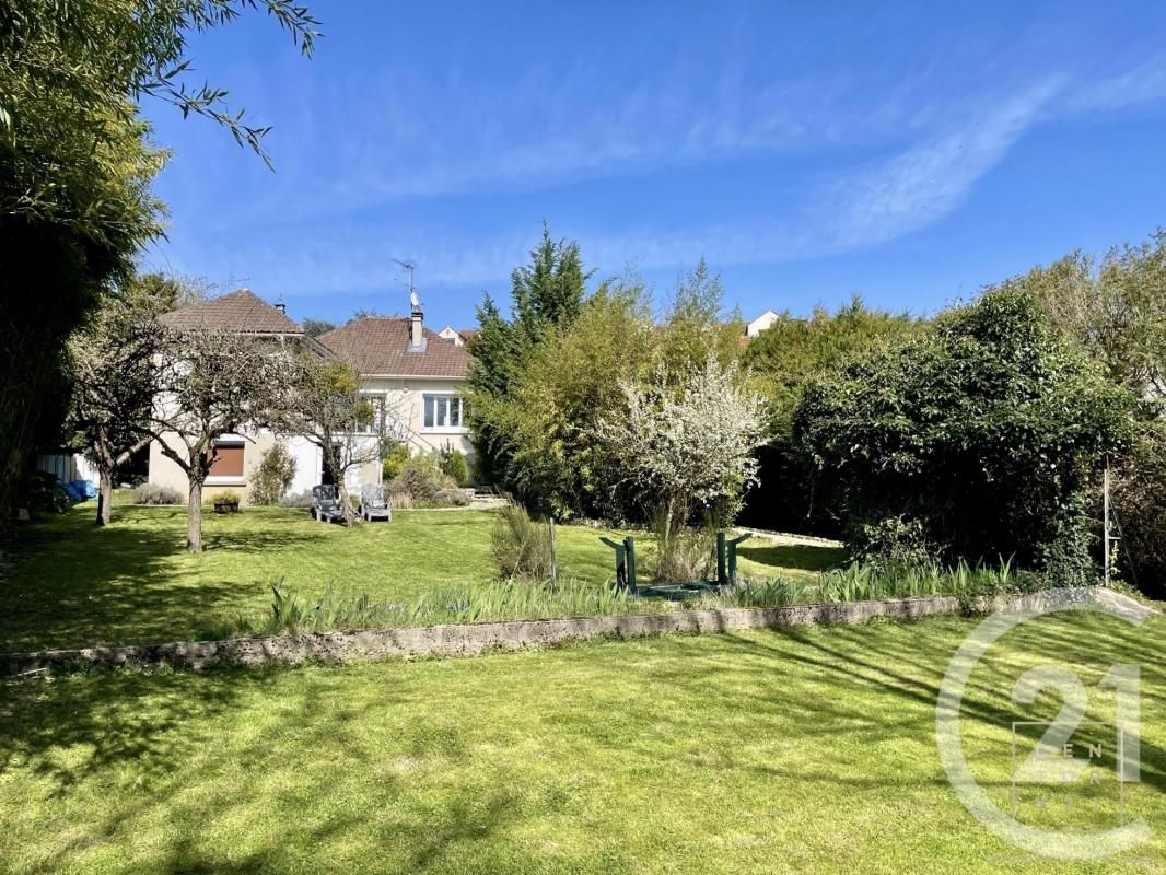 3 Schlafzimmer Haus in Montevrain, France, Nr. 166169