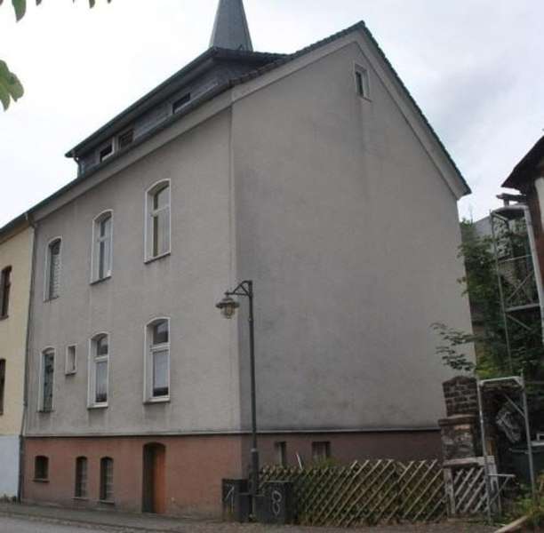 Таунхаус с 9 комнатами в Altenkirchen, Германия № 142971