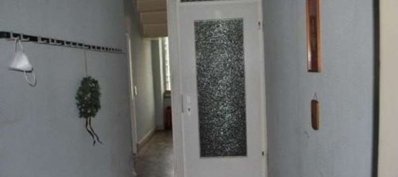 Таунхаус с 9 комнатами в Altenkirchen, Германия № 142971 3