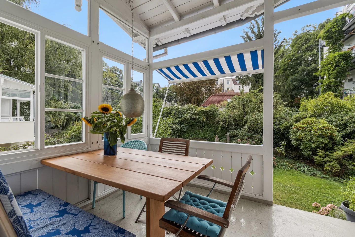 5 rooms Apartment in Eimsbuttel, Germany No. 362884