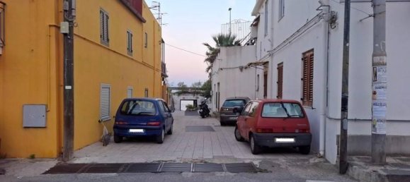 2غرفة شقة في Messina, Italy رقم 143388 3