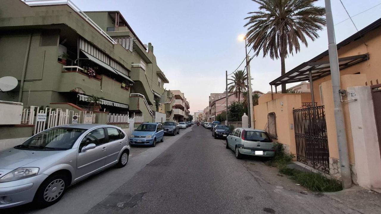 2غرفة شقة في Messina, Italy رقم 143388