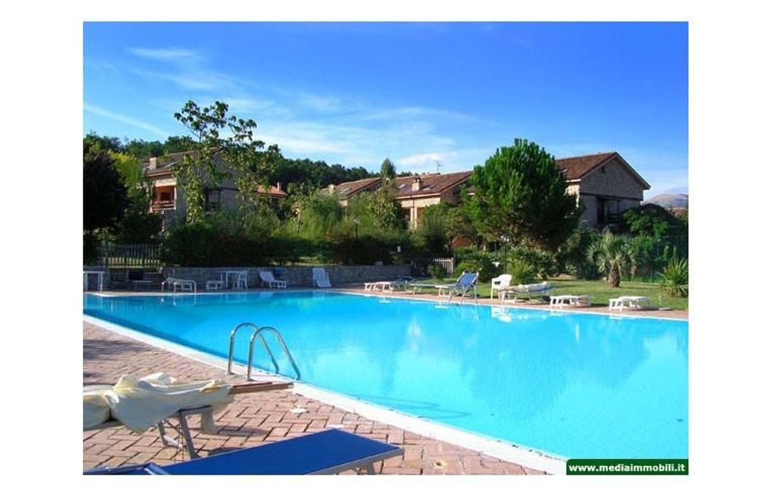 3 rooms House in San Massimo, Italy No. 251864