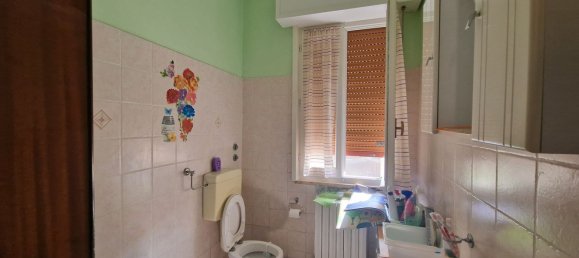 Квартира с 4 комнатами в Помпонеско, Италия № 116172 15