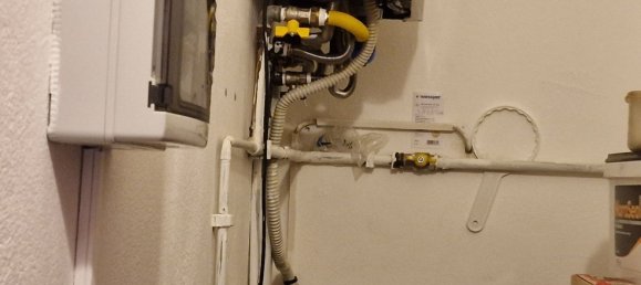 Квартира с 4 комнатами в Помпонеско, Италия № 116172 20