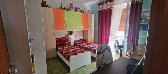 Квартира с 4 комнатами в Помпонеско, Италия № 116172 4