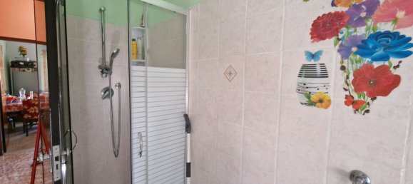 Квартира с 4 комнатами в Помпонеско, Италия № 116172 16