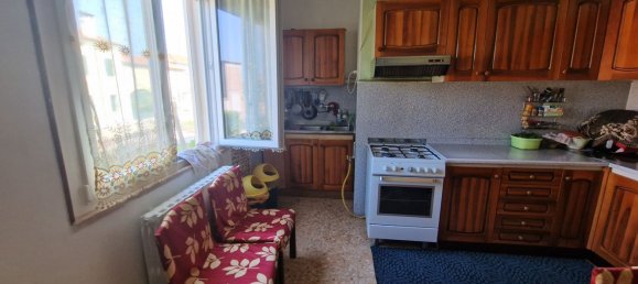 Квартира с 4 комнатами в Помпонеско, Италия № 116172 25