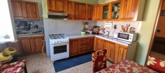 Квартира с 4 комнатами в Помпонеско, Италия № 116172 24