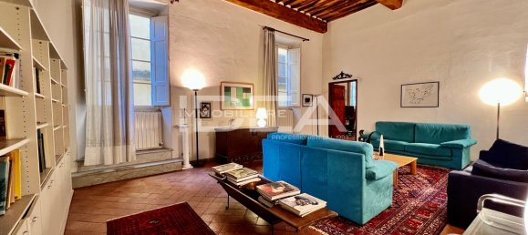 3 Schlafzimmer Wohnung in Lucca, Italy, Nr. 151839 2