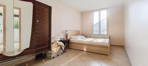 2 bedrooms House in Houilles, France No. 167755 7