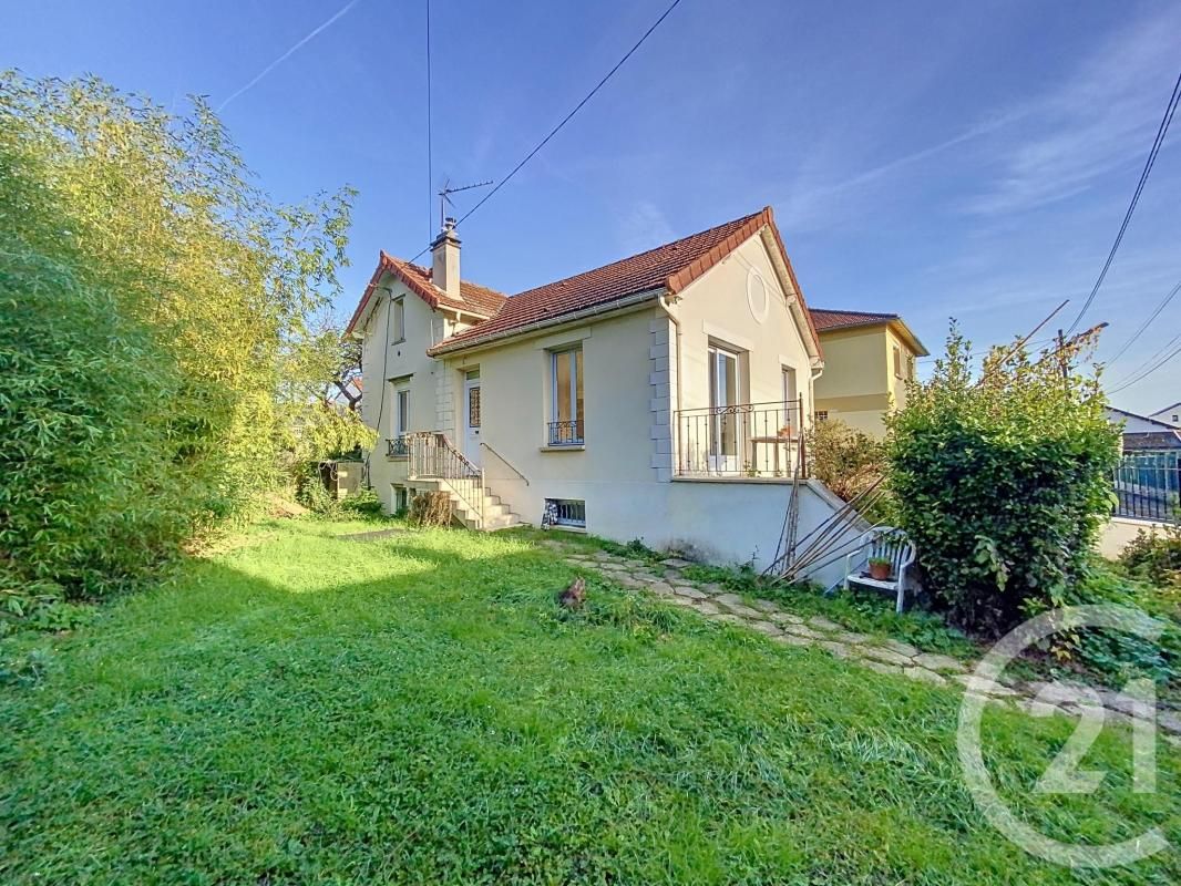 2 bedrooms House in Houilles, France No. 167755