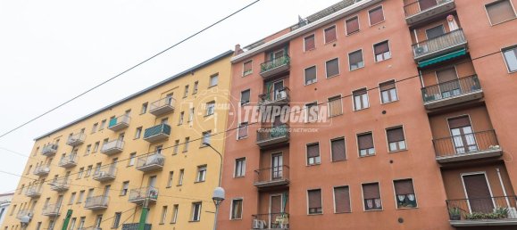 2 rooms Apartment in Milan, Italy No. 247815 4