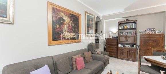 2 rooms Apartment in Milan, Italy No. 247815 5