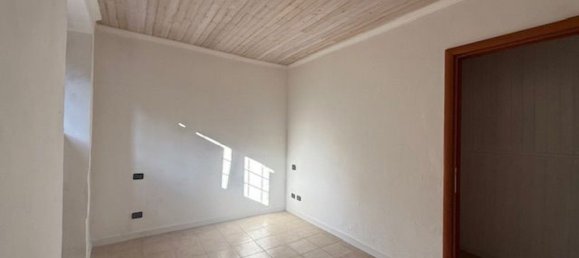 Apartamento de 2 dormitorios en Seriate, Italy No. 380838 13