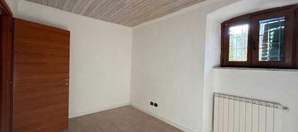 Apartamento de 2 dormitorios en Seriate, Italy No. 380838 11