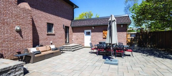 4 bedrooms House in Brampton, Canada No. 450 5