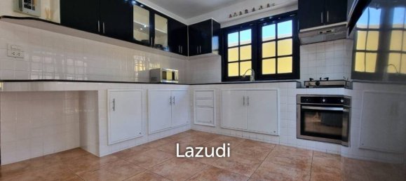 Café/restaurante de 4 dormitorios en Pattaya, Thailand No. 15528 5