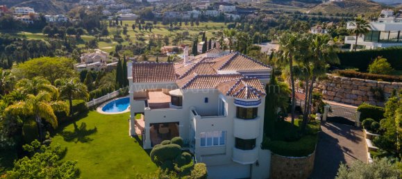 5 bedrooms Villa in Malaga, Spain No. 89184 32