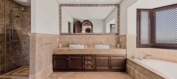 5 bedrooms Villa in Malaga, Spain No. 89184 29