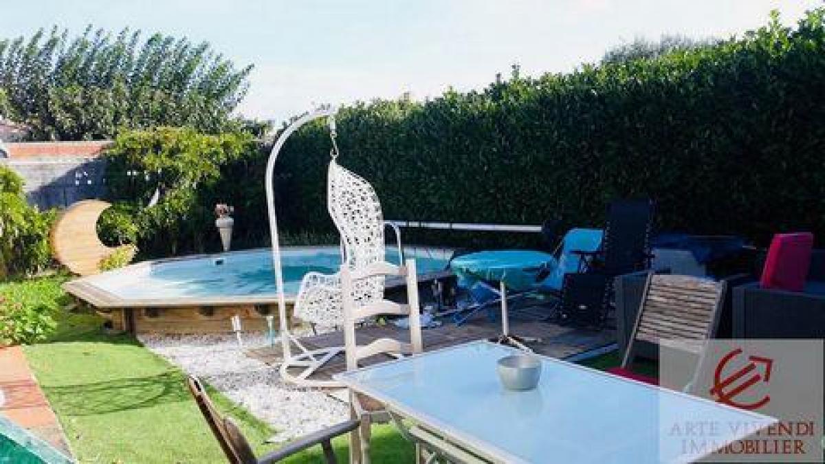 4 bedrooms House in Carcassonne, France No. 27859