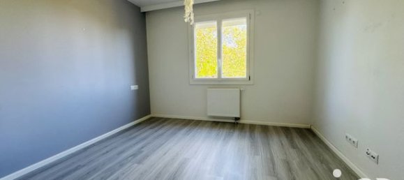 5 rooms House in Joue-les-Tours, France No. 303831 16