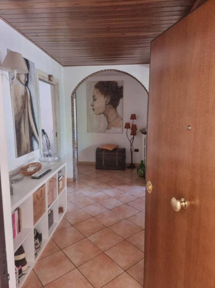 4 rooms Penthouse in Avezzano, Italy No. 42268