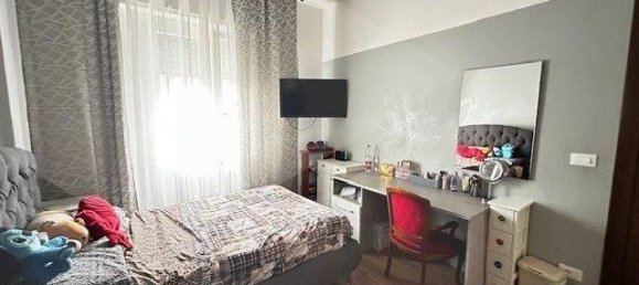 2 bedrooms Apartment in Bologna, Italy No. 20694 6