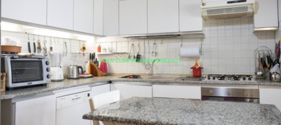 3 bedrooms House in Venice, Italy No. 124978 47