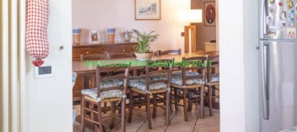 3 bedrooms House in Venice, Italy No. 124978 49