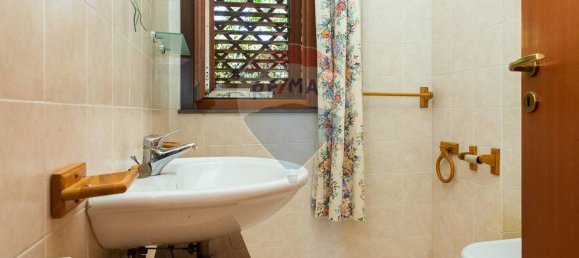 3 bedrooms Villa in Catania, Italy No. 328939 16