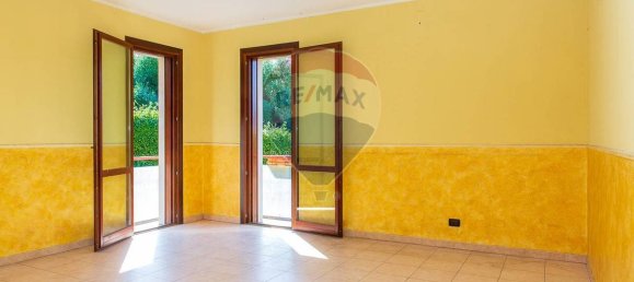 3 bedrooms Villa in Catania, Italy No. 328939 7