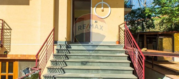 3 bedrooms Villa in Catania, Italy No. 328939 5