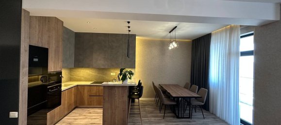 Квартира с 2 спальнями в Баку, Азербайджан № 2190 7