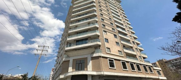 Квартира с 2 спальнями в Баку, Азербайджан № 2190 25