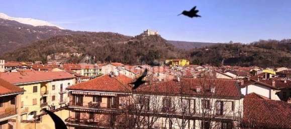 Oficina de 4 habitaciónes en Montalto Dora, Italy No. 87080 8