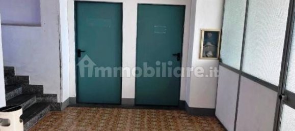 Oficina de 4 habitaciónes en Montalto Dora, Italy No. 87080 2