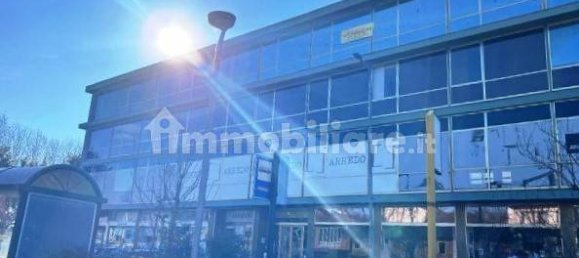 Oficina de 4 habitaciónes en Montalto Dora, Italy No. 87080 26